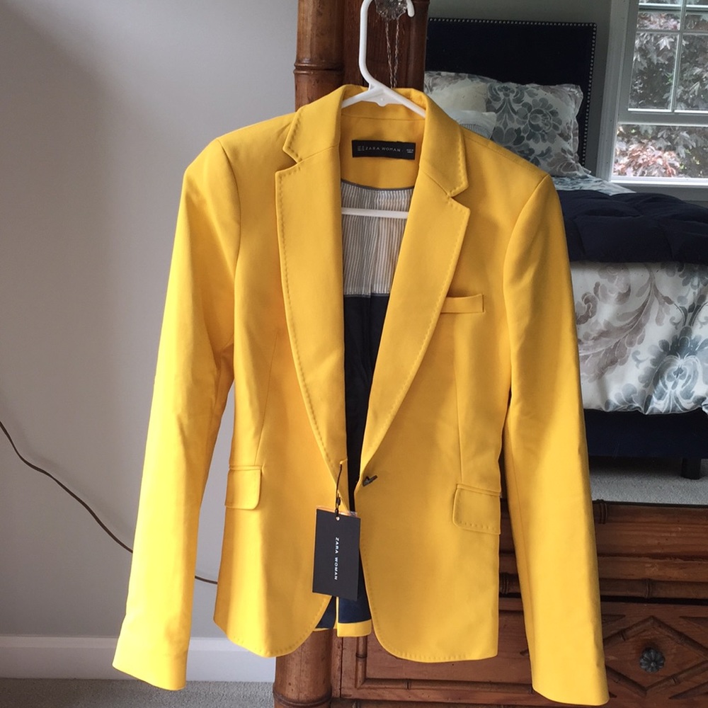 Zara Yellow blazer XS New With Tags
